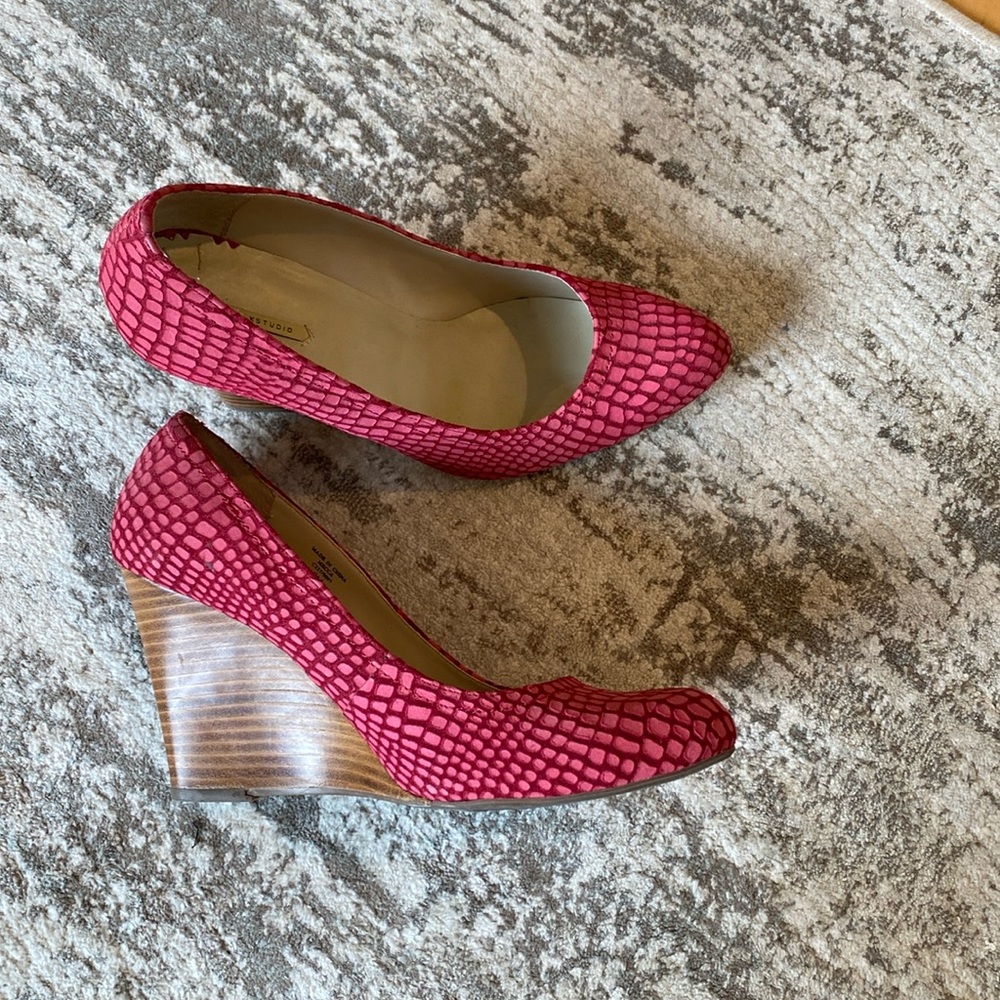 Max Studio Wedges